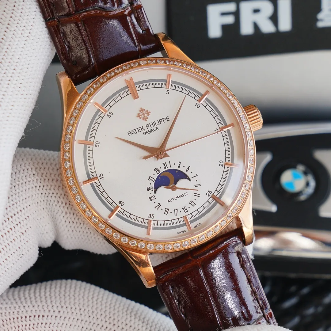 【Top replica】💰4500! Patek Philippe, six-digit real sun, moon, stars and calendar function, movement, date set 2824-2 (zero repair), imported Italian calfskin, original pin buckle, welcome to repost, we will sell it if you repost it!